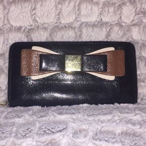 MARC JACOBS long zippy wallet